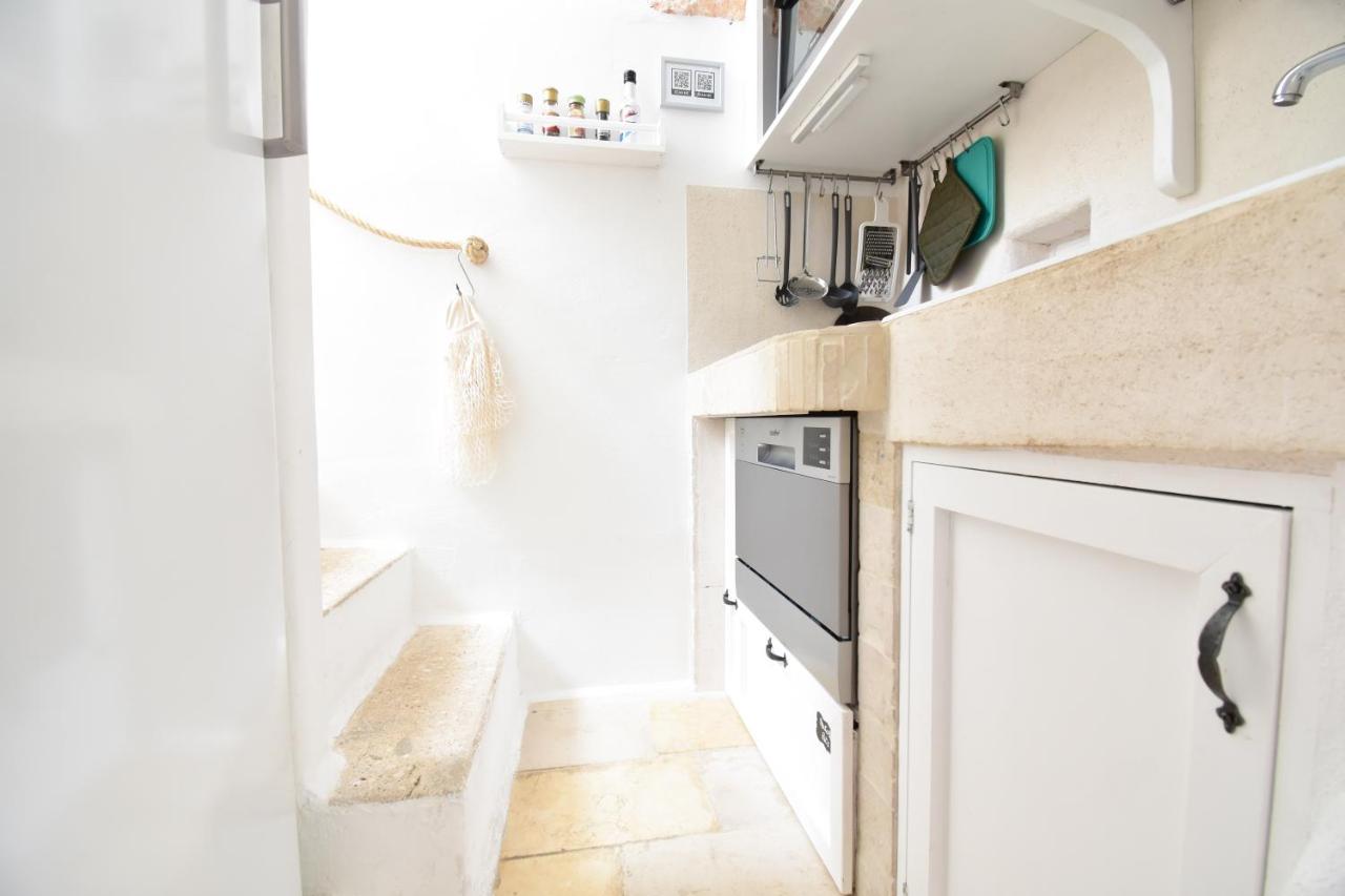 Mina'S Roof Apartment Terrace: Whit Sea View Ceglie Messapica Exterior foto